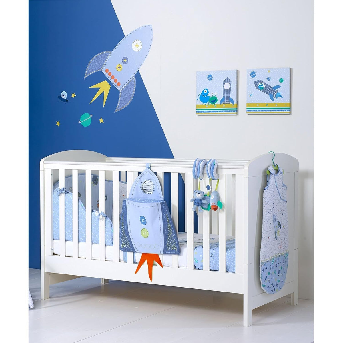 Mothercare Space Dreamer Cot Pocket (Blue)