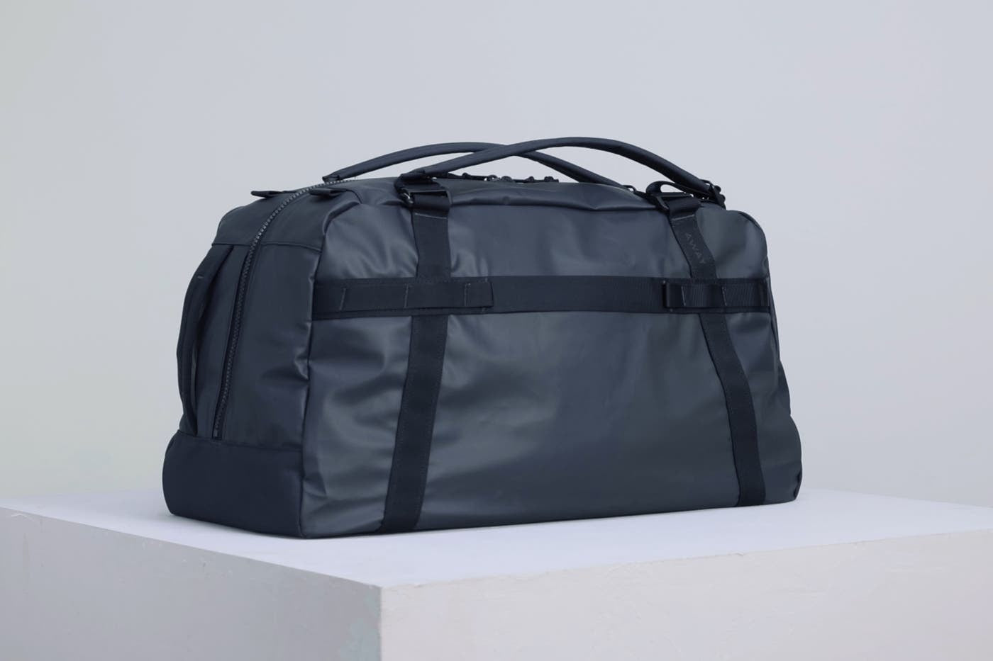 Active Duffle 55L in Atomic Remix