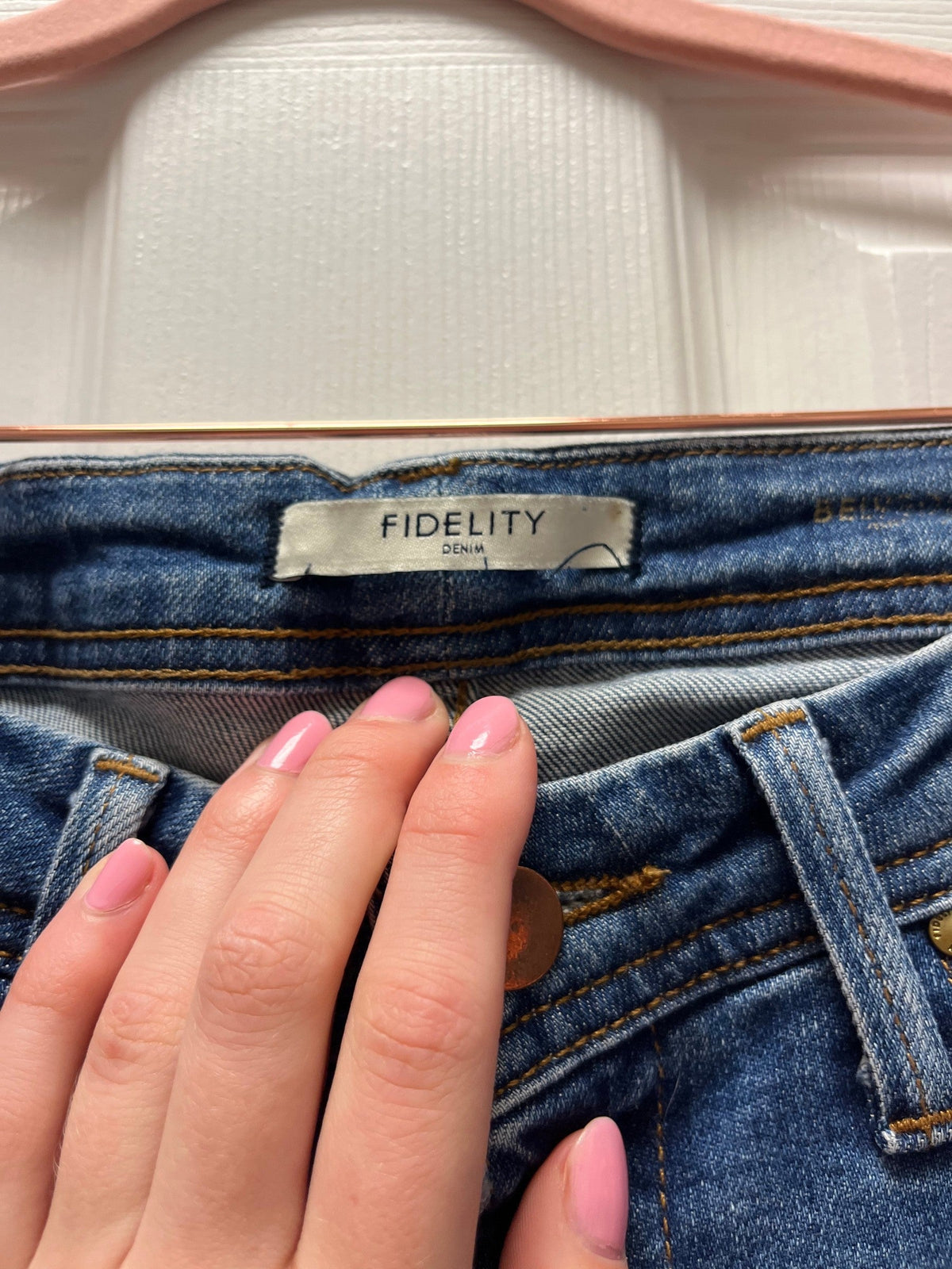 Fidelity Denim Sz 26