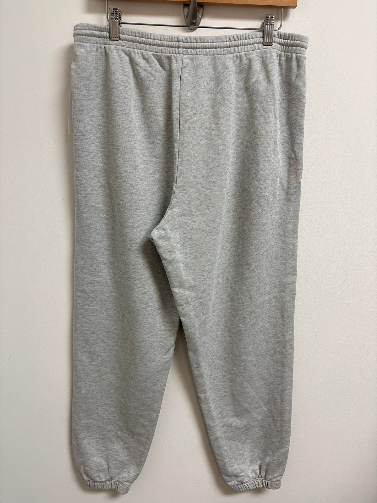 Vince Gray Drawstring 30" Inseam Sweatpants, L