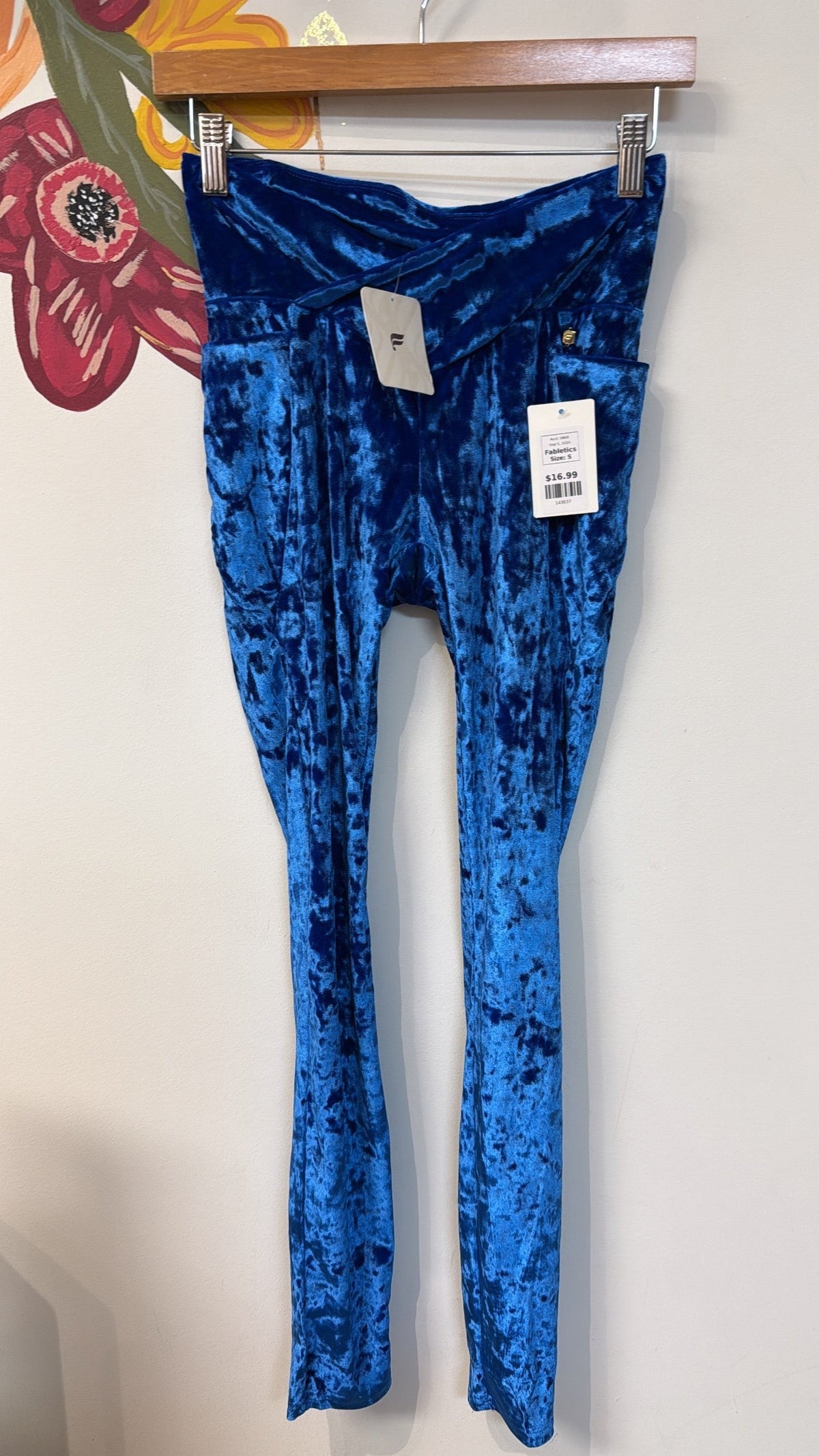 New Fabletics Crushed Velour Celeste 29" Inseam Leggings, S