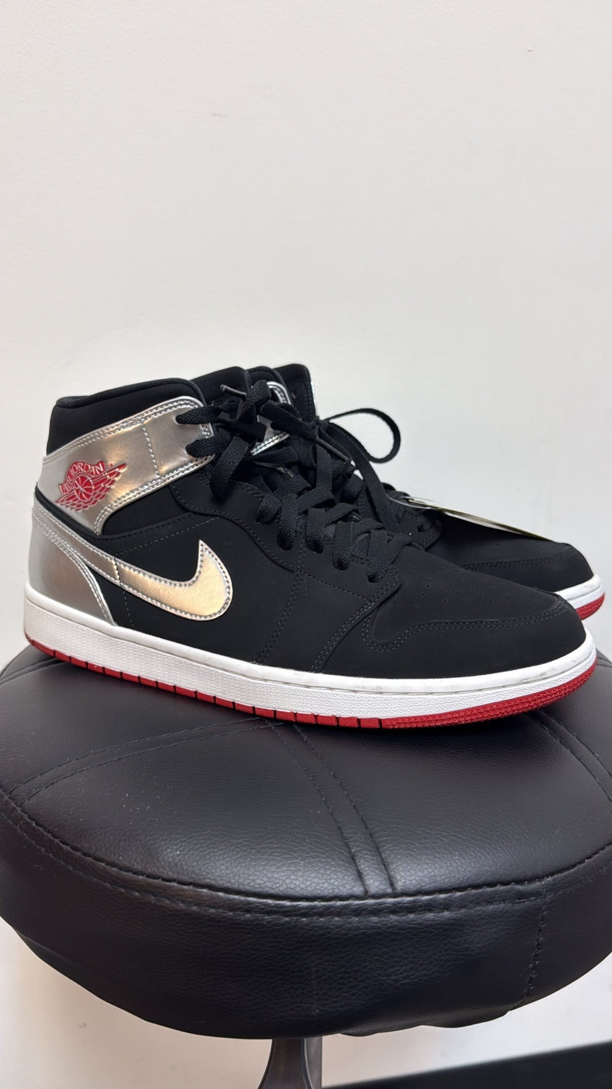 Nike Johnny Kilroy Jordan 1 Mid Shoes, MENS 10.5