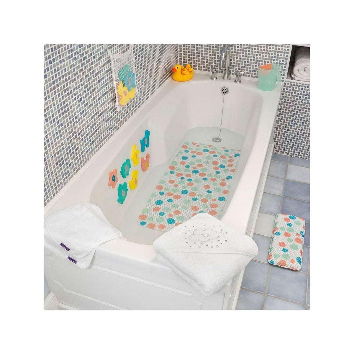 Clevamama Polka Dot Bath Mat & Kneeling Cushion