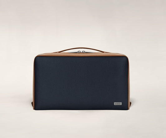 The Large Toiletry Bag in Marine